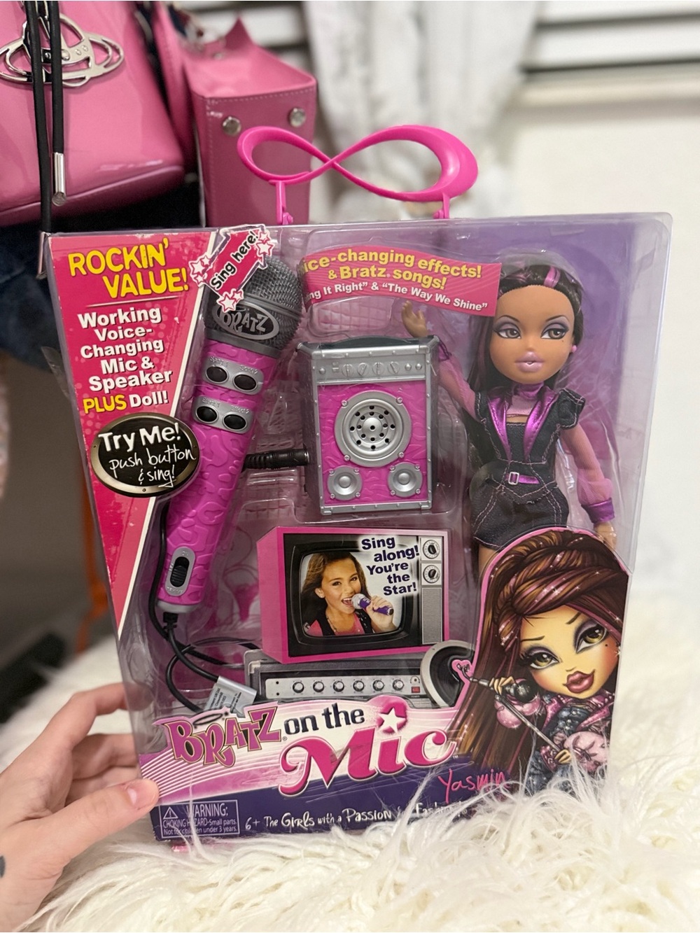 Bratz On The Mic Yasmin Doll Set NIB Working Mic & Speaker Vintage 2011 #030